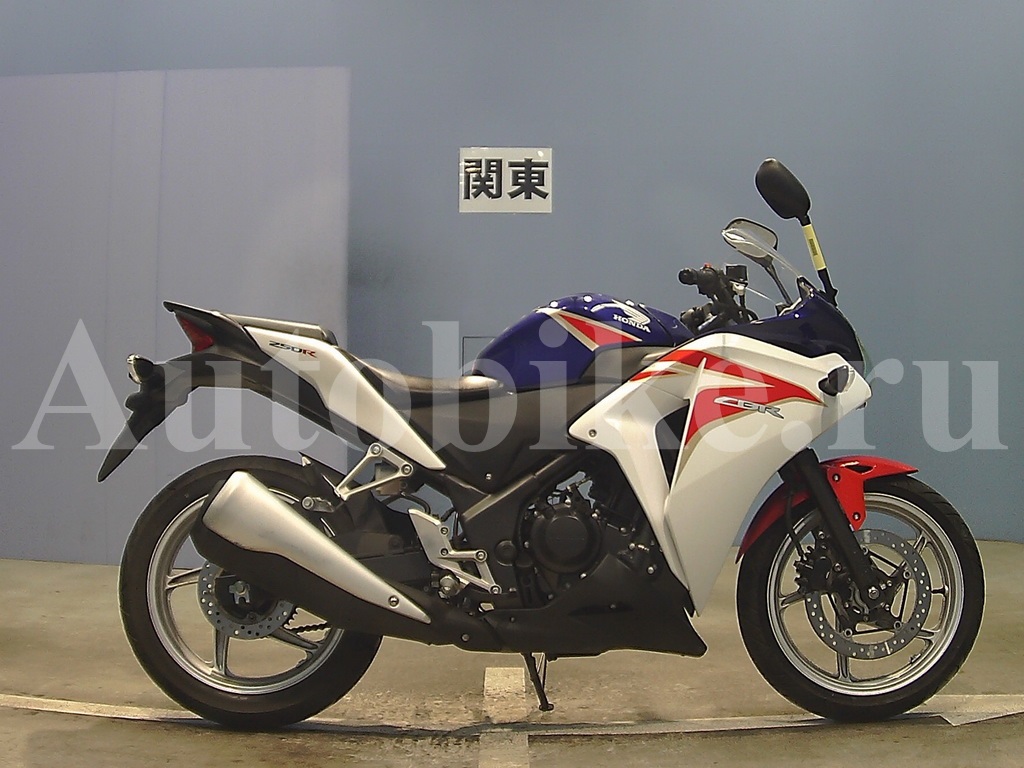 Купить мотоцикл Honda CBR250R-3 2011 фото 1